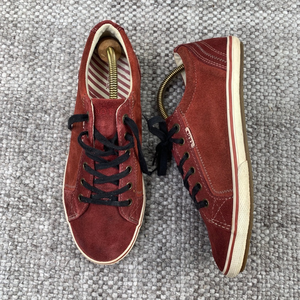 Taos Retro Star Sneakers Womens 9.5 Red Suede Lace Up Comfort RES-12844A